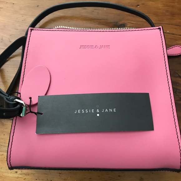 Jessie and Jane (Australia) small Crossbody - Picture 4 of 4